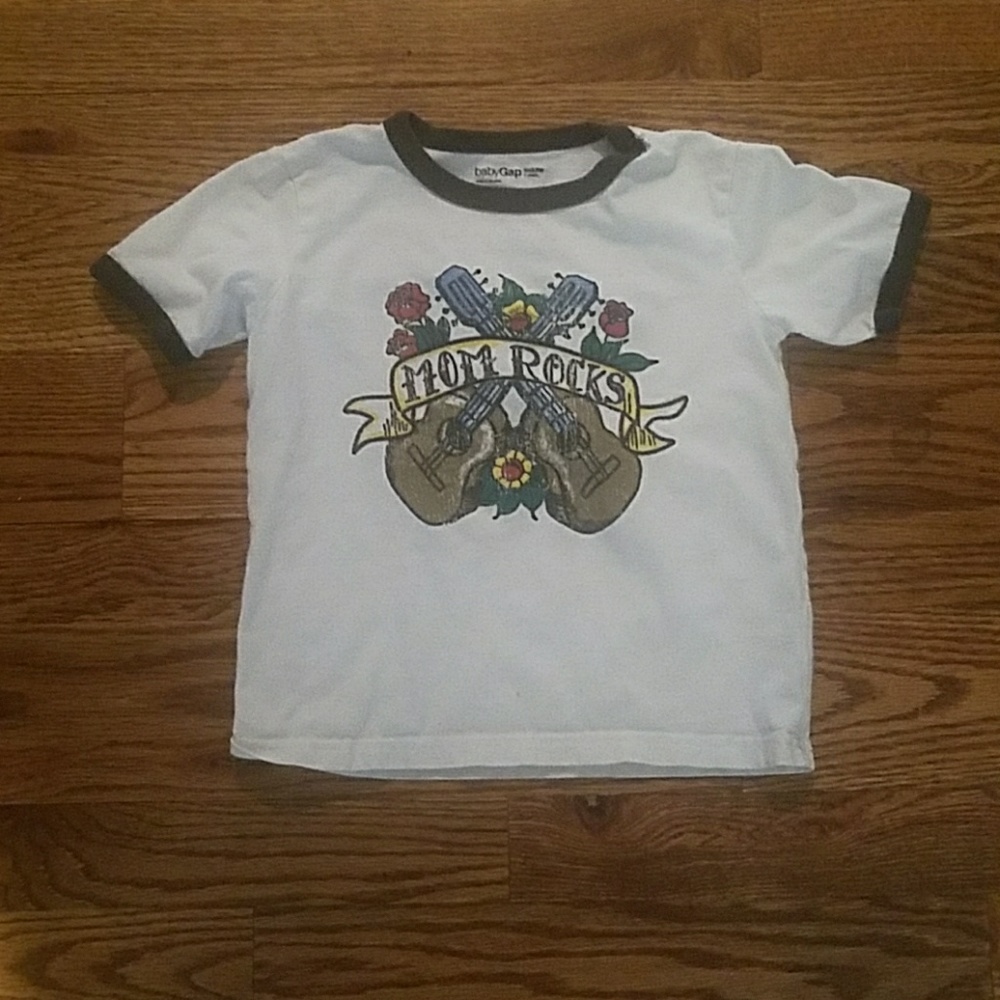 Gap Tshirt, Size 4